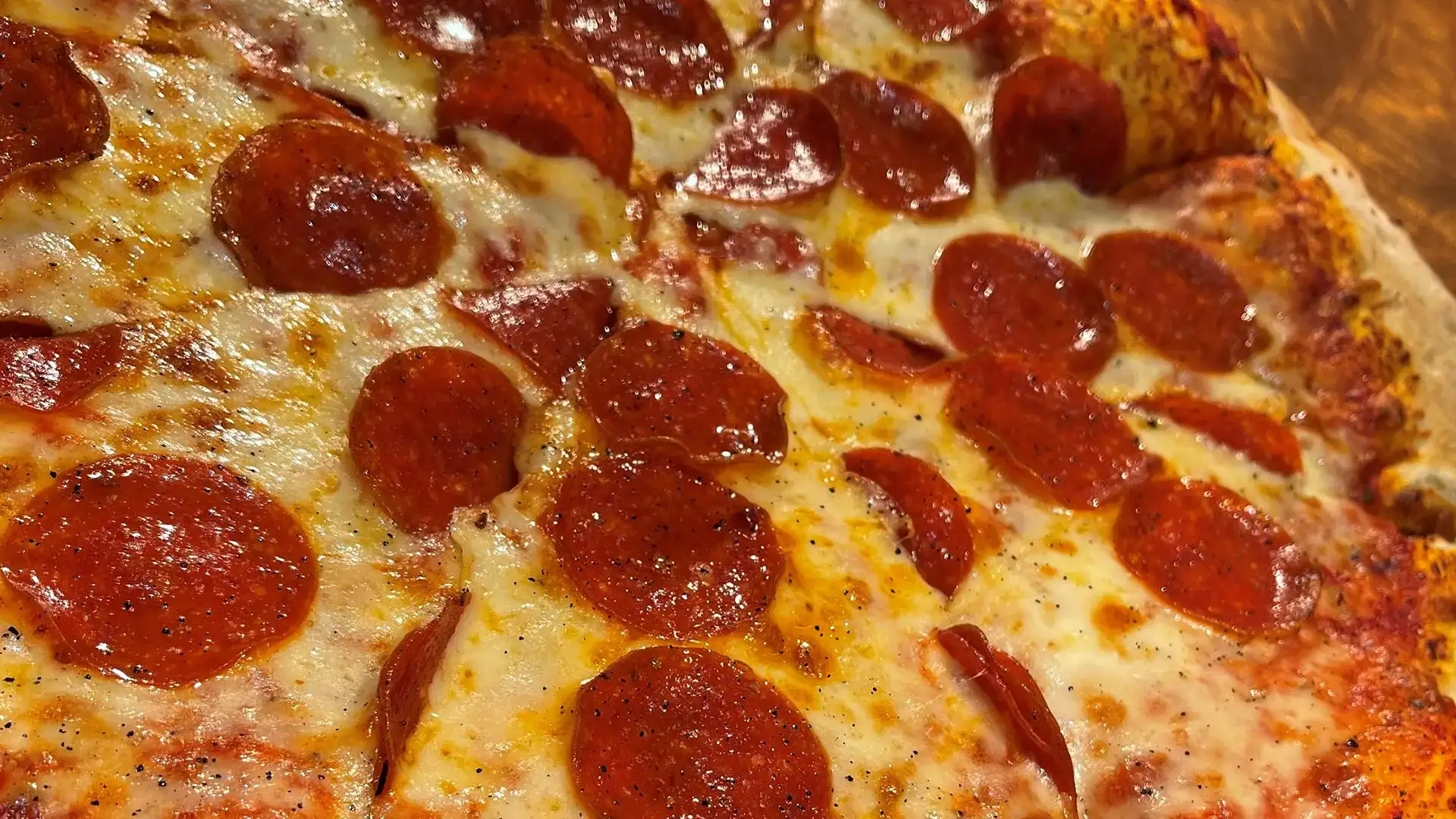 Close-up of pepperoni pizza.