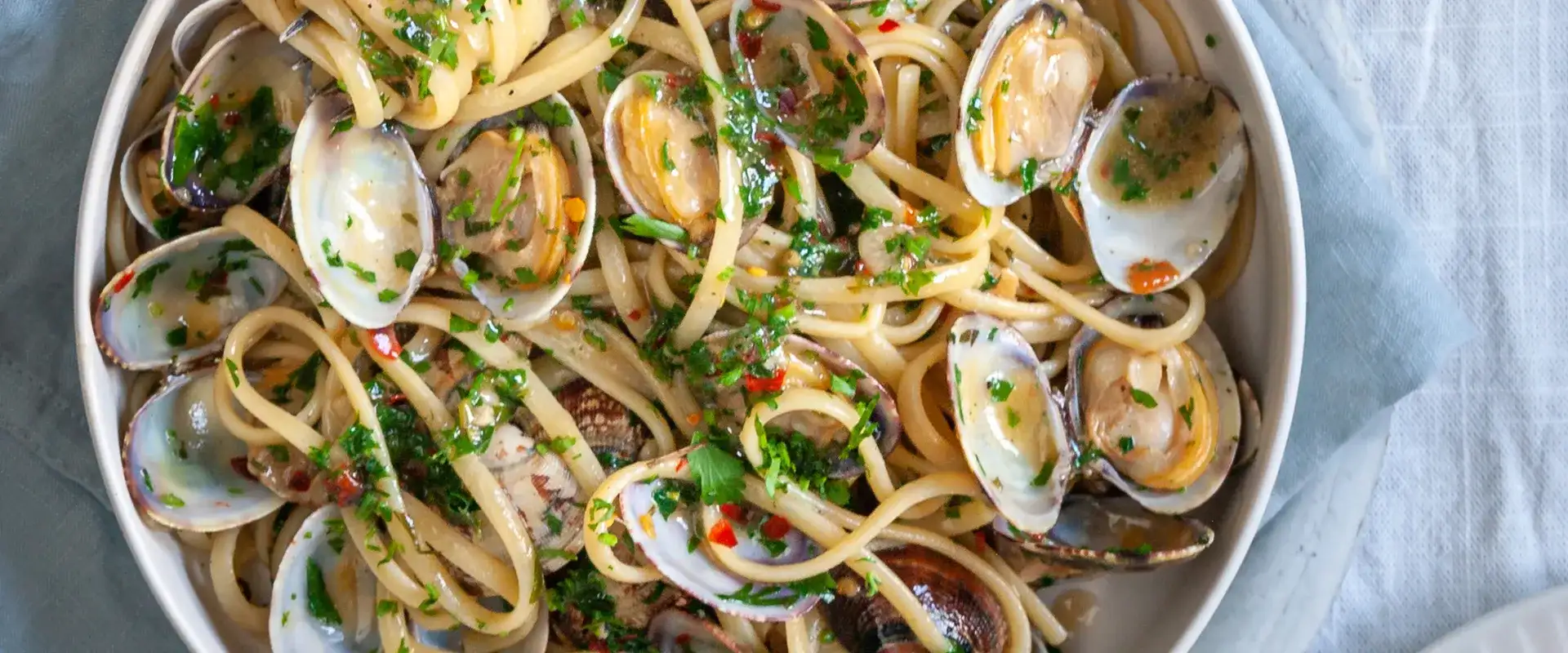 Linguini clam pasta in a dish