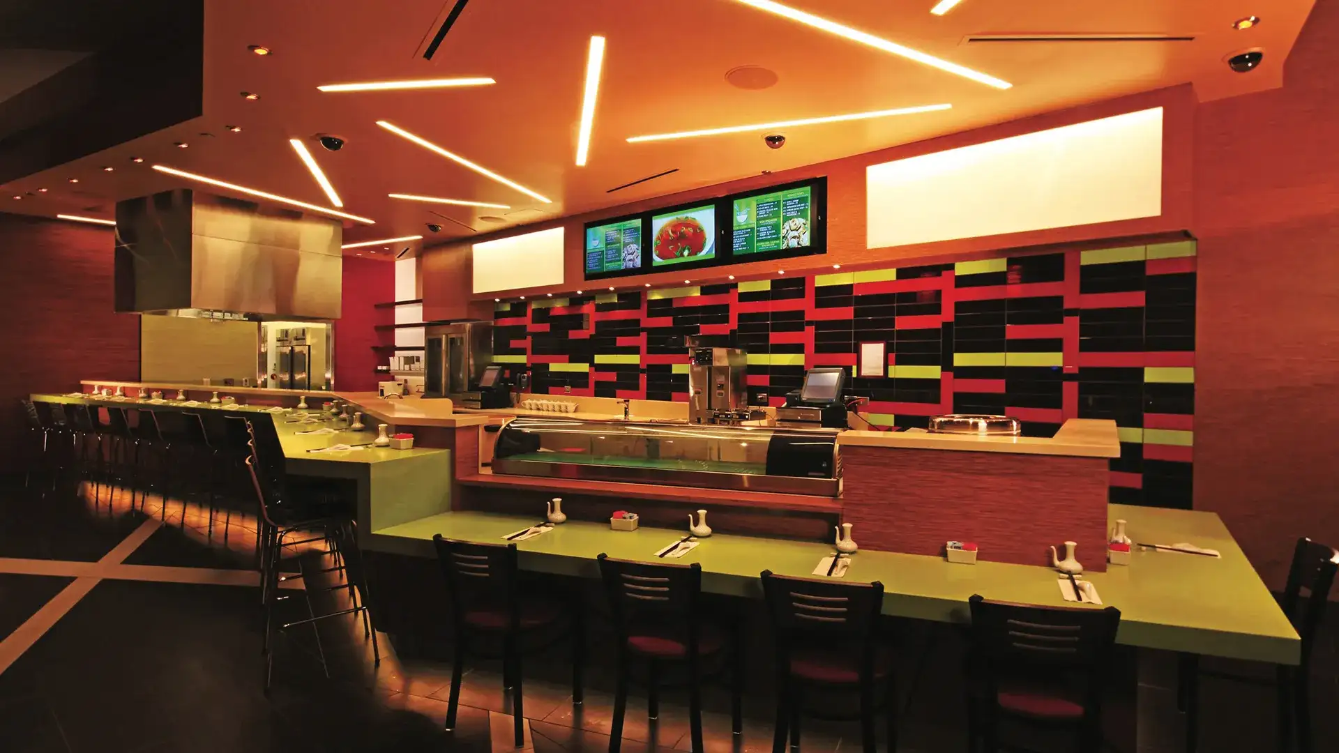 Noodle Bar counter and bar seating at Harrah's Cherokee.