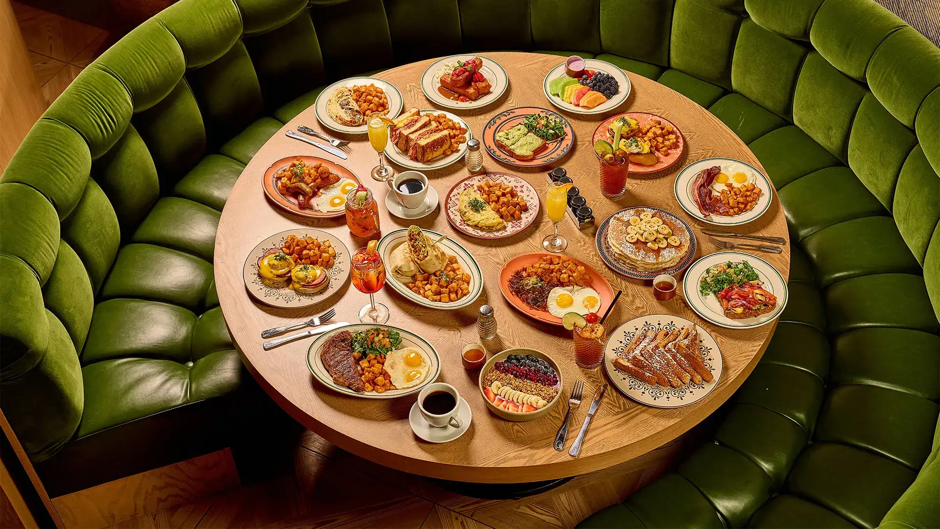 Booth with Entrees at Havana 1957 at Flamingo Las Vegas