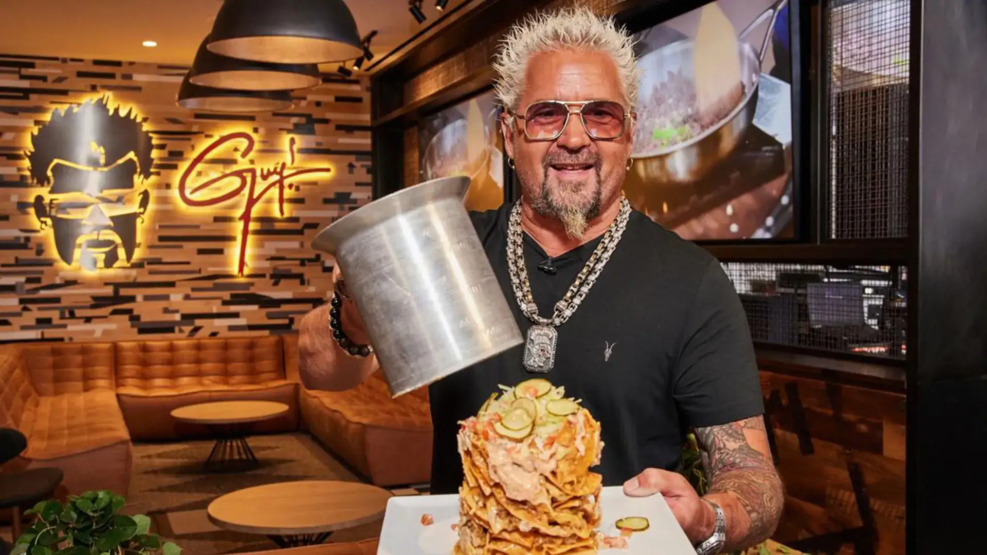 Flavortown Sports Kitchen Las Vegas - Guy Fieri's Brunch \u0026 Bites, image size:1920x1080