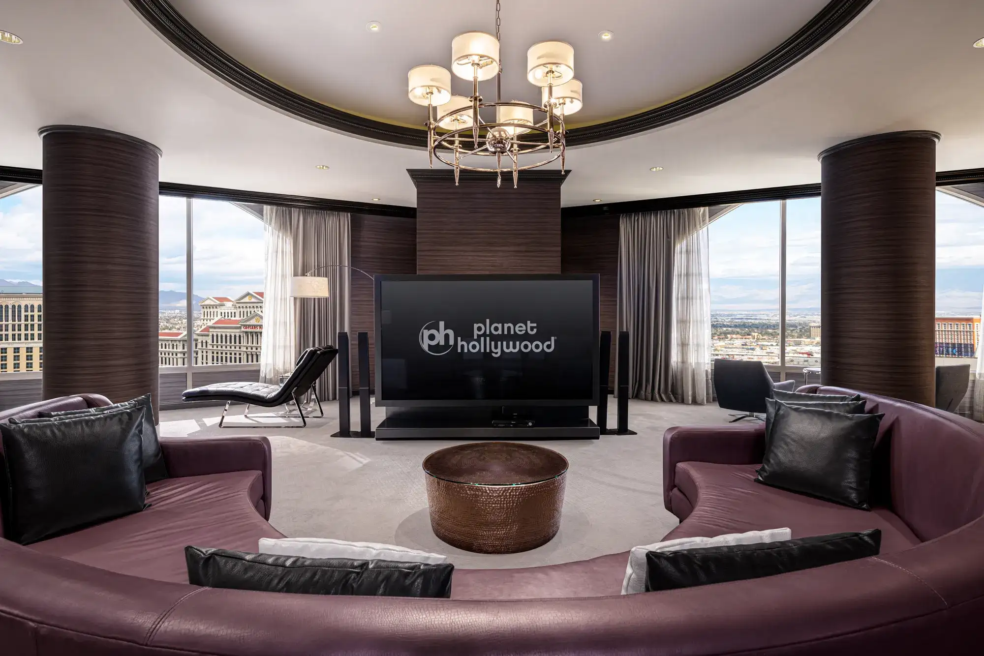 Planet Hollywood Penthouse Suite with Multiple Bedrooms. Las Vegas Group Getaway Planning Guide - Travel Smarter Together