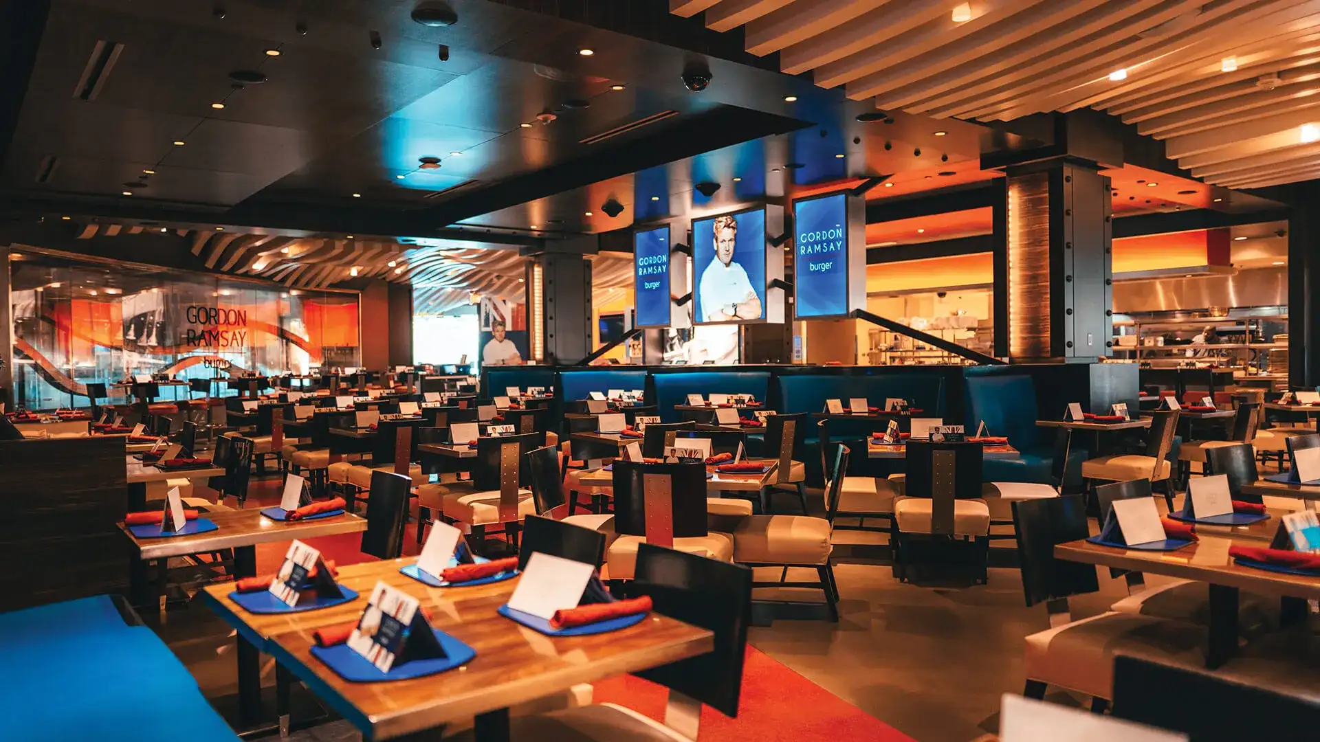 Gordon Ramsay Burger dining area