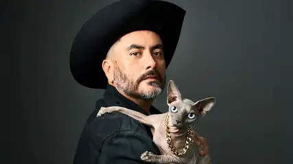 Alfred Robles on his Vatos with Gatos Tour