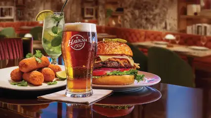 Burger and beer from Havana 1957