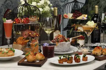 Vanderpump Ã¡ Paris food options