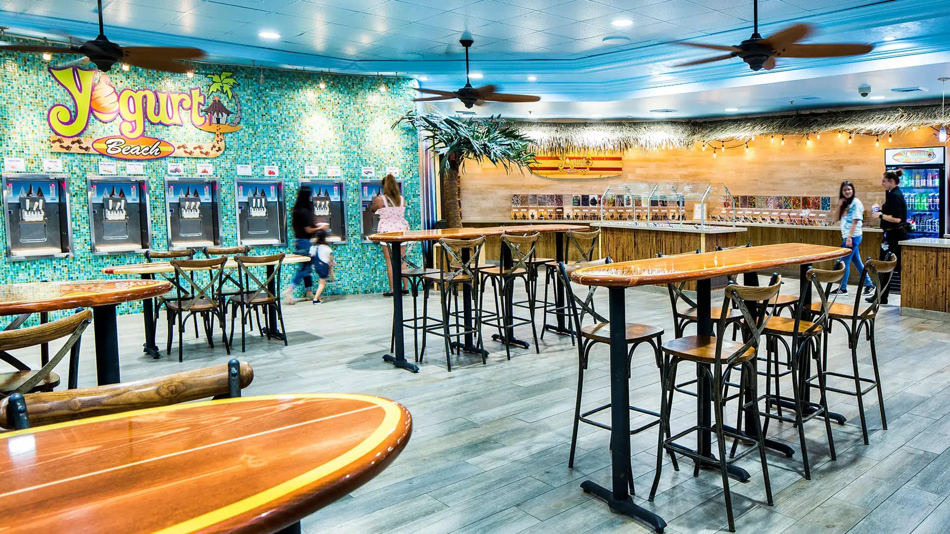Seating area inside of Yogurt Beach at Circus Circus Reno.