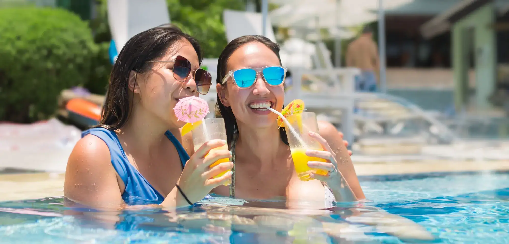 Caesars Rewards Cardholder earning points with every play, stay, show, event, and dining. Earn & redeem Caesars Rewards with hotel partnerships.